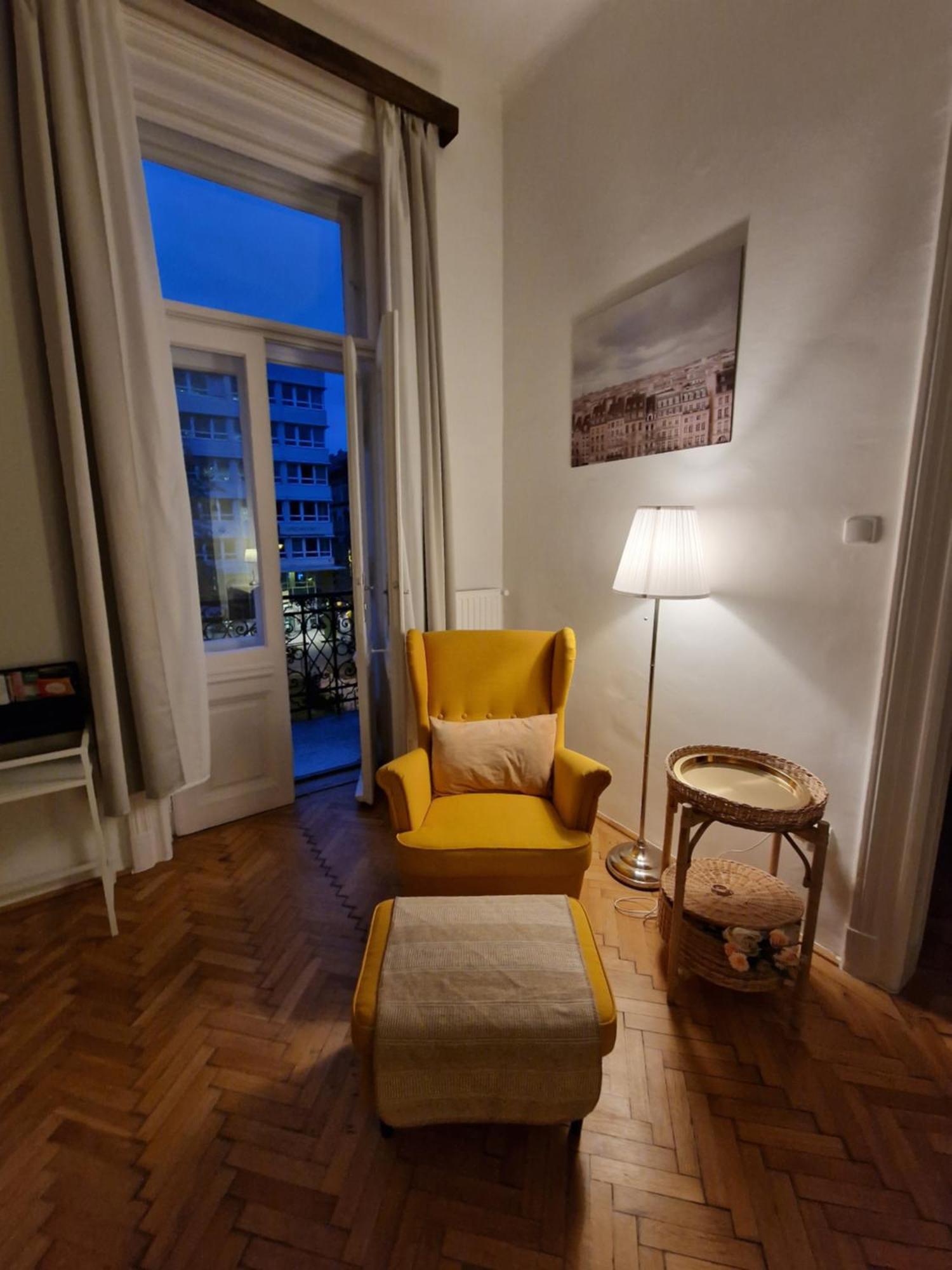 Terrace Vuvu - Apartment With Balcony In The Heart Of Budapest Eksteriør bilde